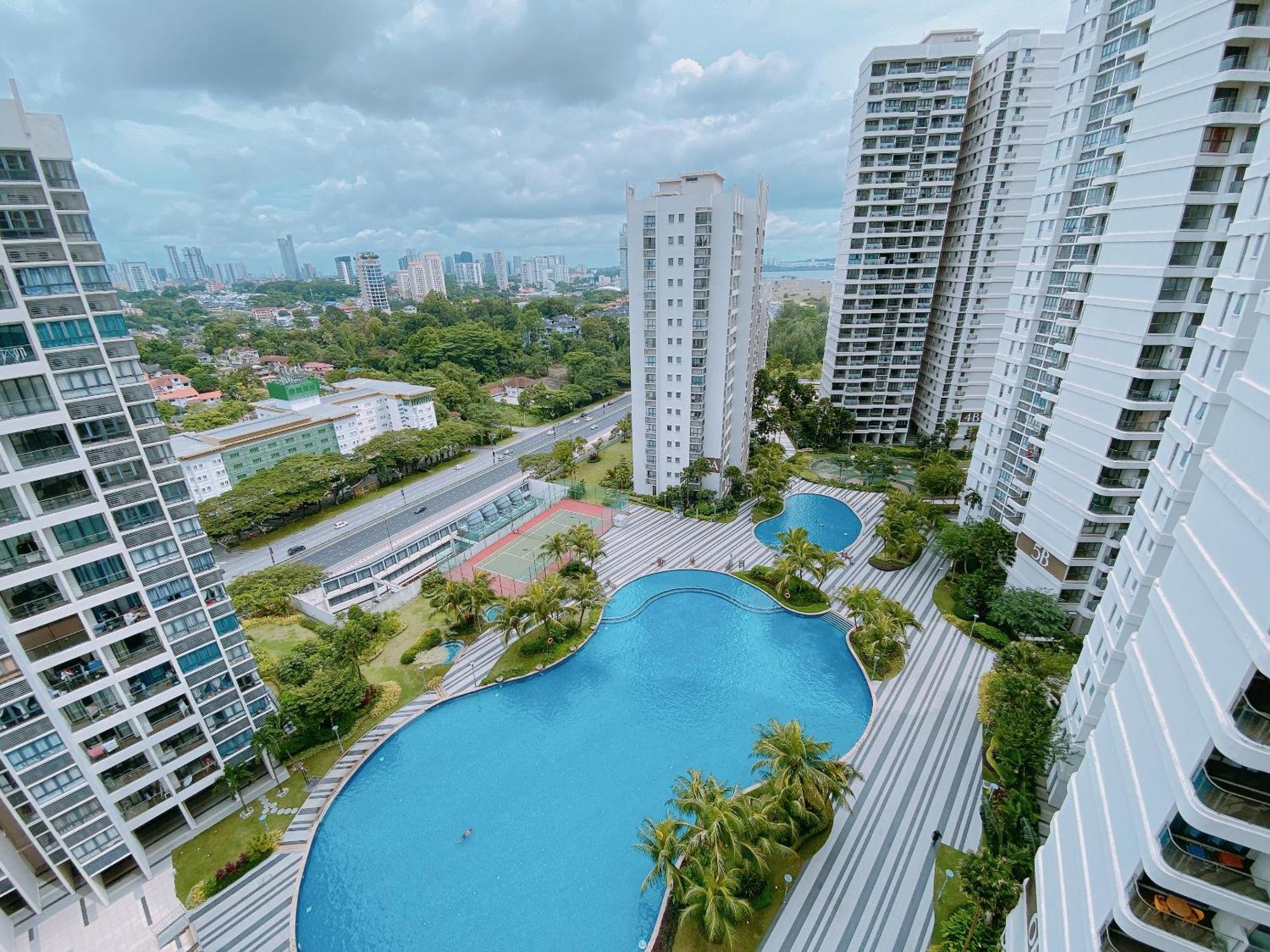 Seafront Country Garden Danga Bay By Lions Bay Apartment Johor Bahru Room photo