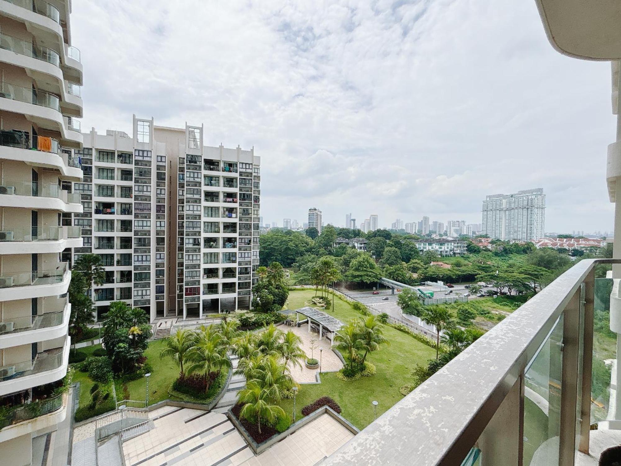 Seafront Country Garden Danga Bay By Lions Bay Apartment Johor Bahru Room photo