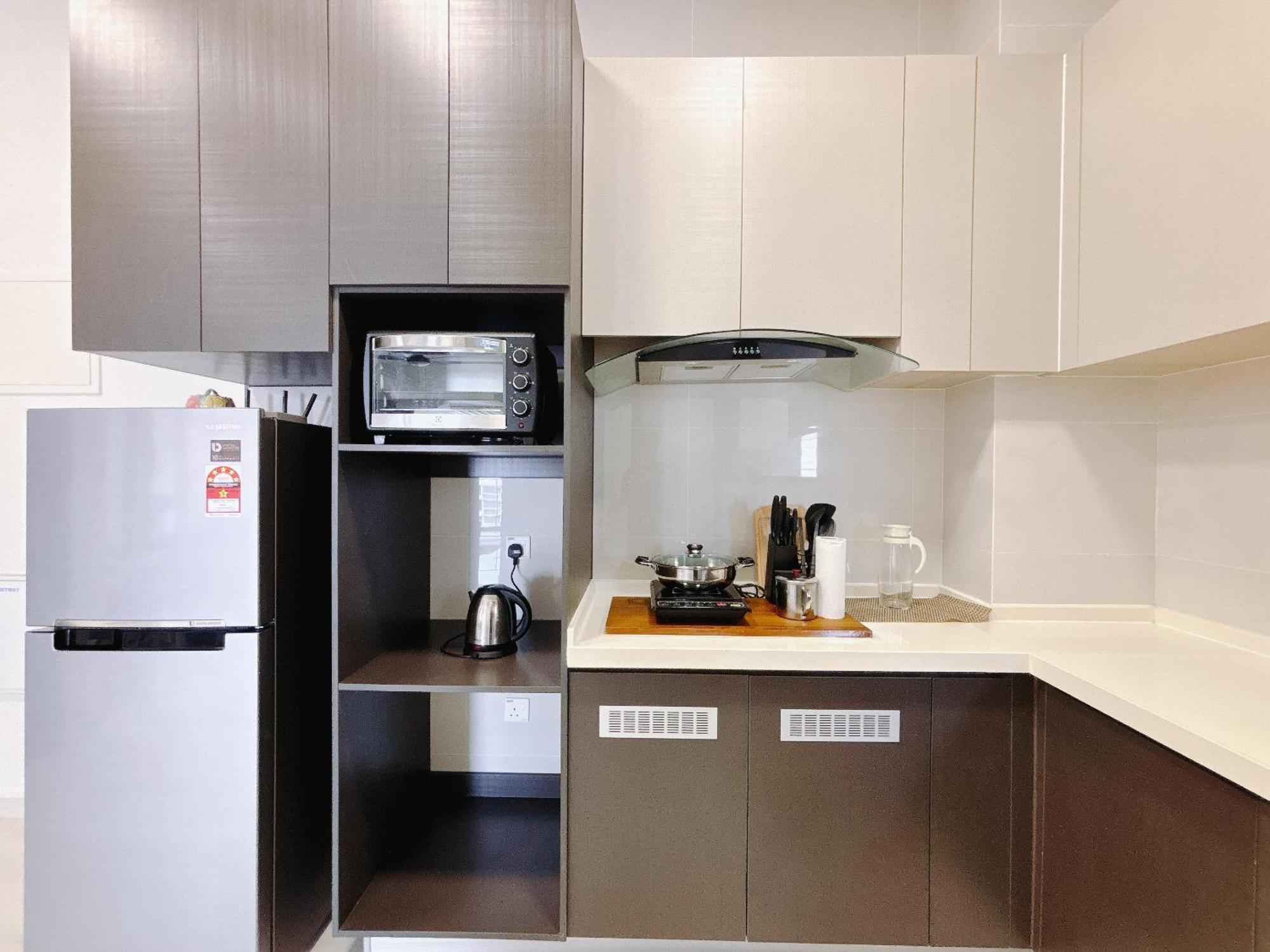 Seafront Country Garden Danga Bay By Lions Bay Apartment Johor Bahru Room photo