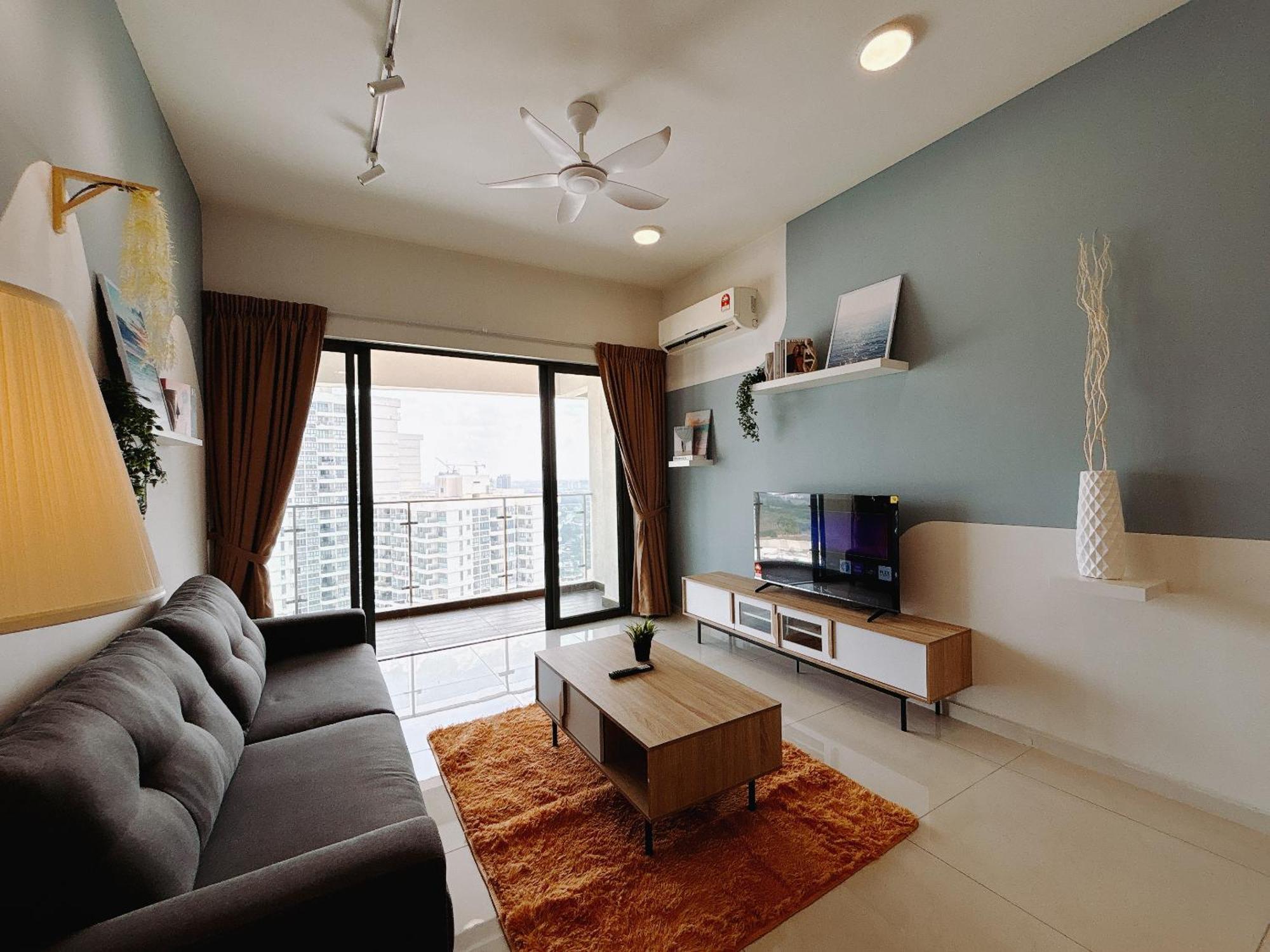 Seafront Country Garden Danga Bay By Lions Bay Apartment Johor Bahru Room photo