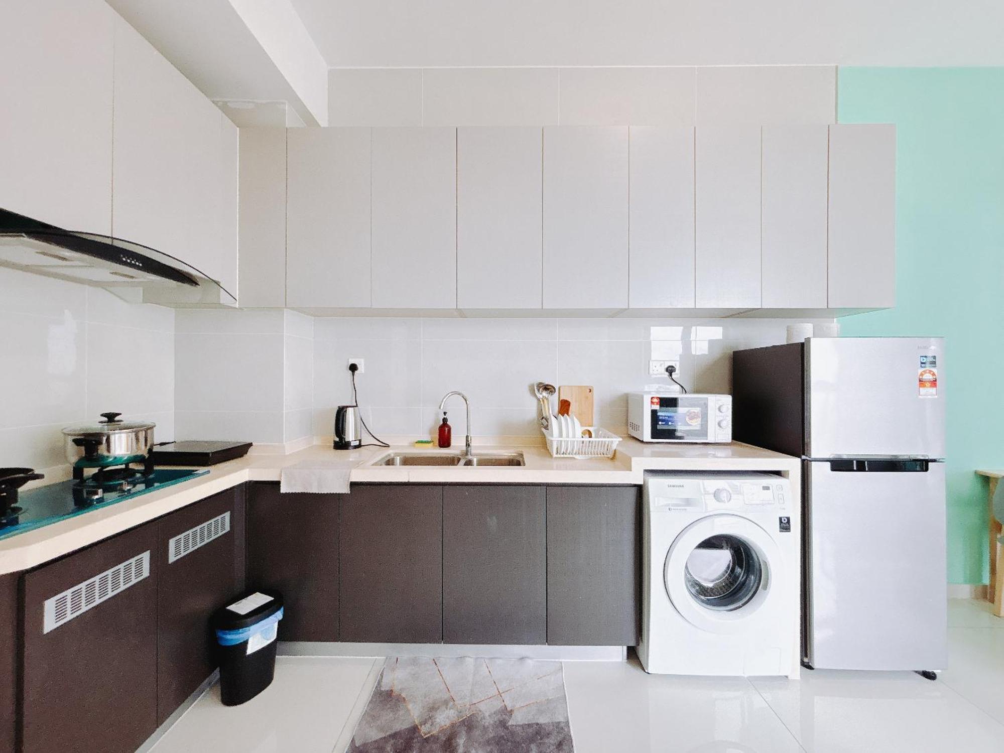 Seafront Country Garden Danga Bay By Lions Bay Apartment Johor Bahru Room photo